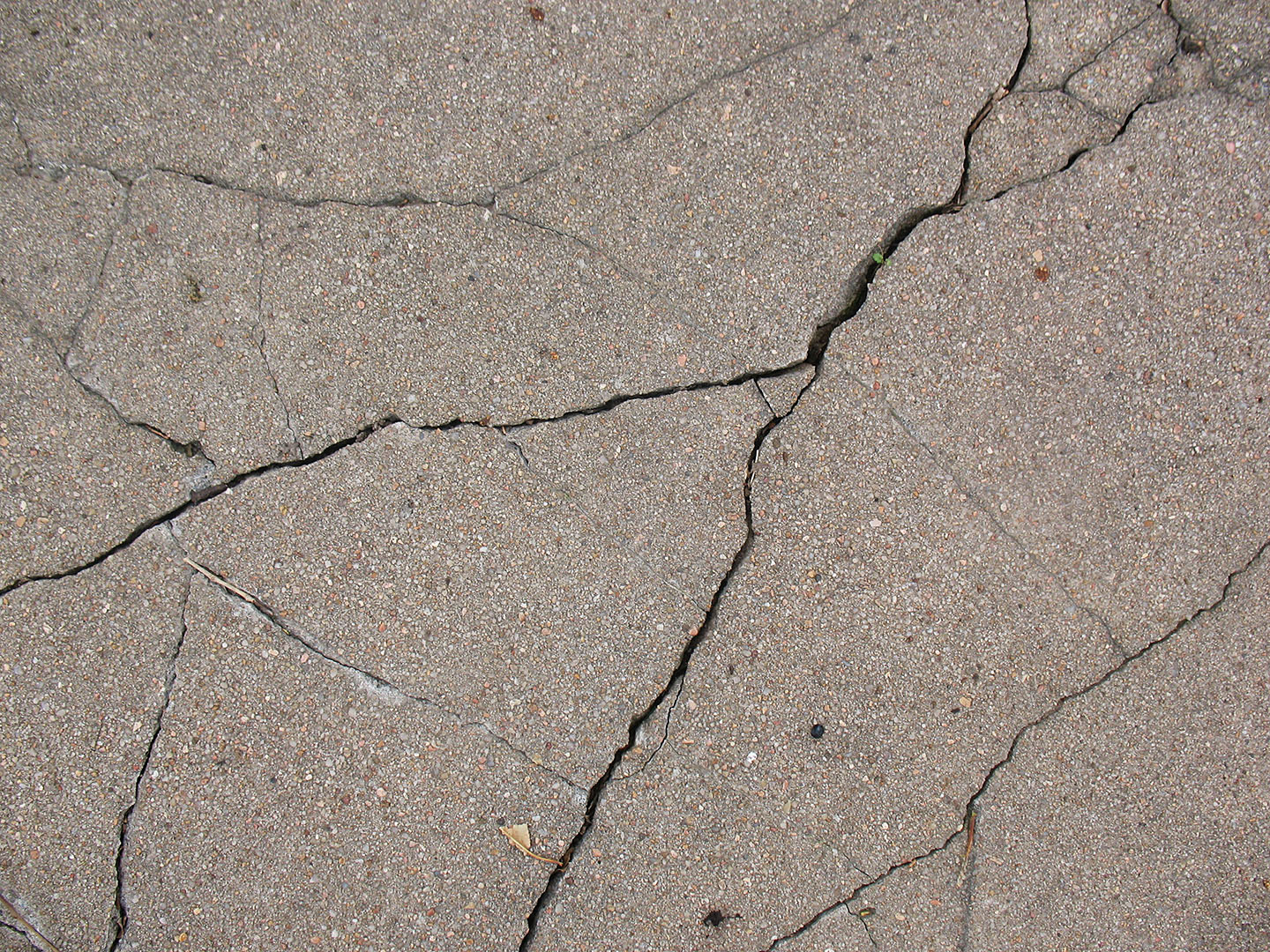 How Plastic Shrinkage Cracking Affects Concrete - CTI Ready Mix